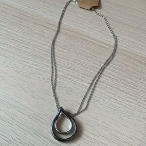 ⭐️ 5 for 20$! ⭐️ Drop shaped necklace